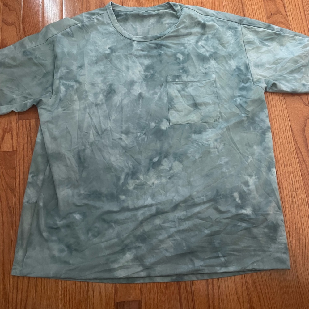 Lululemon Athletic shirt